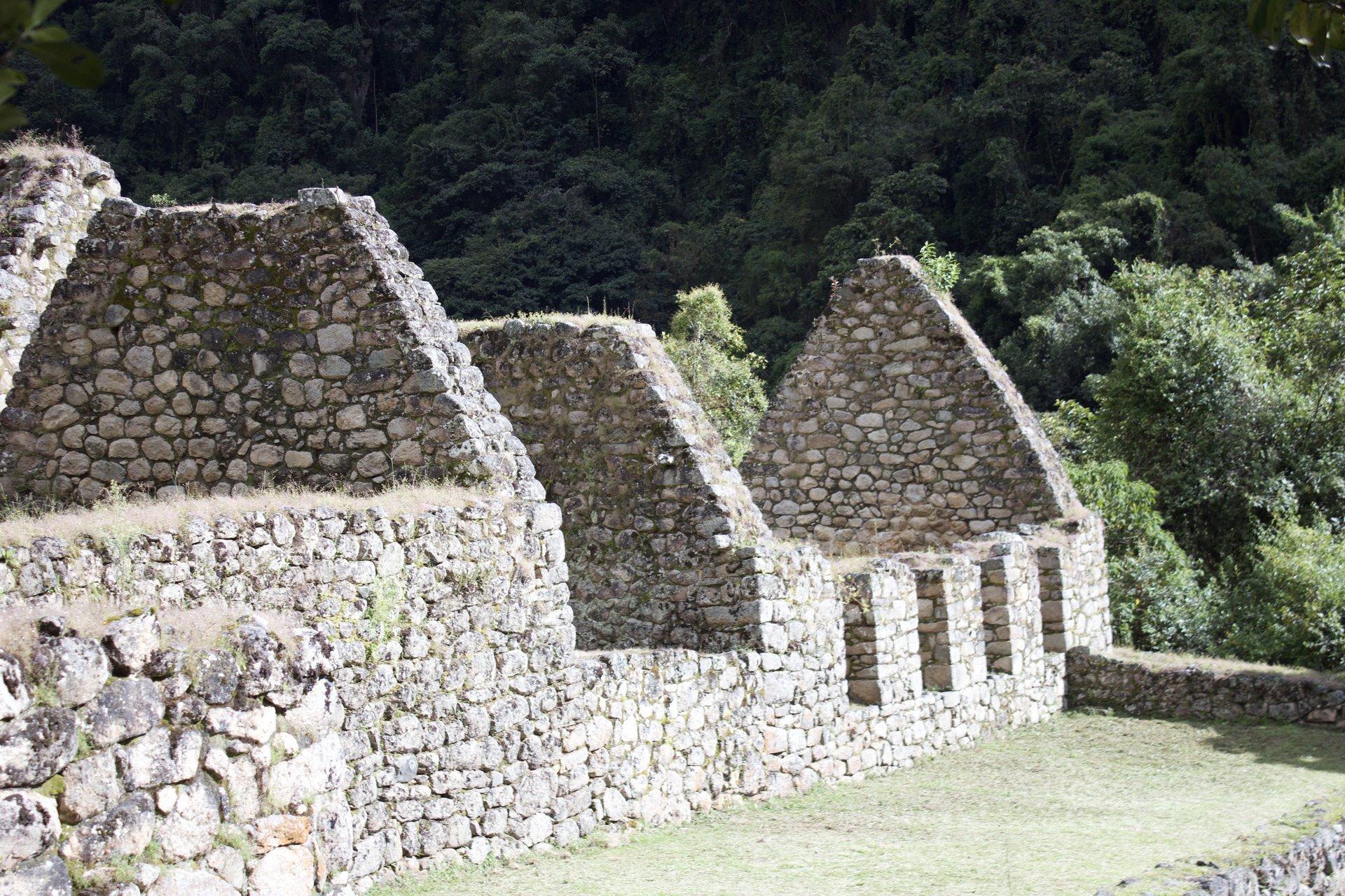 Trailhead ruins